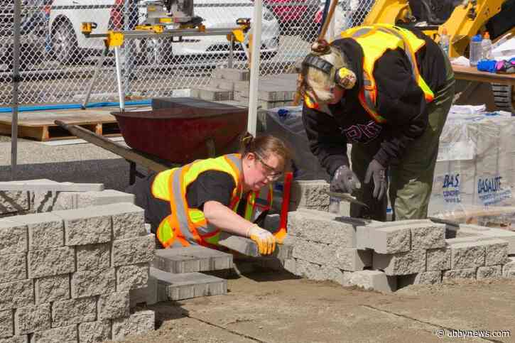 Abbotsford employment rate climbs for first time in 5 months