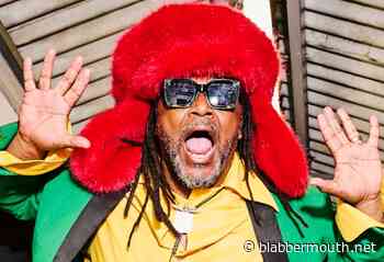 SKINDRED's BENJI WEBBE On His Relationship With His 18 Grandchildren: 'I Meet Needs, Not Wants, When It Comes To My Grandkids'