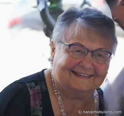 Stephania (Sally) Urton