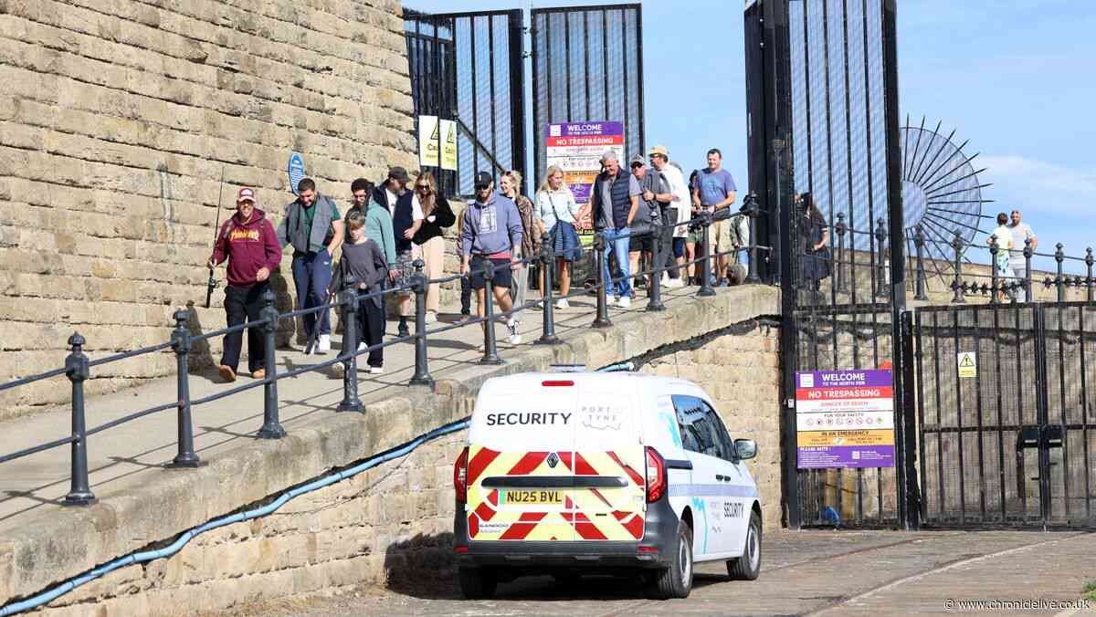 Tynemouth Pier closed with immediate effect as visitors evacuated by security
