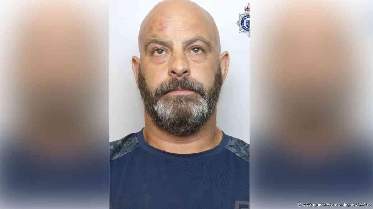 They told him he was under arrest, then he lunged at officers with his teeth