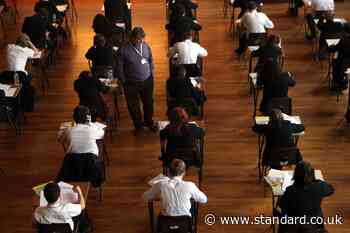 Hundreds of thousands of pupils to receive GCSE results