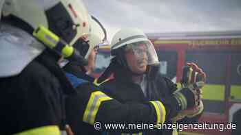 Feuerlöscher Dobrindt auf Tour in Thüringen