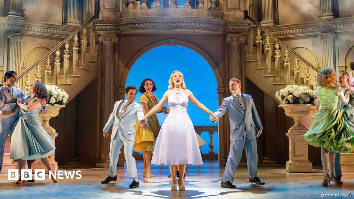 'Welcome home, bab,' Call the Midwife star back in Brum