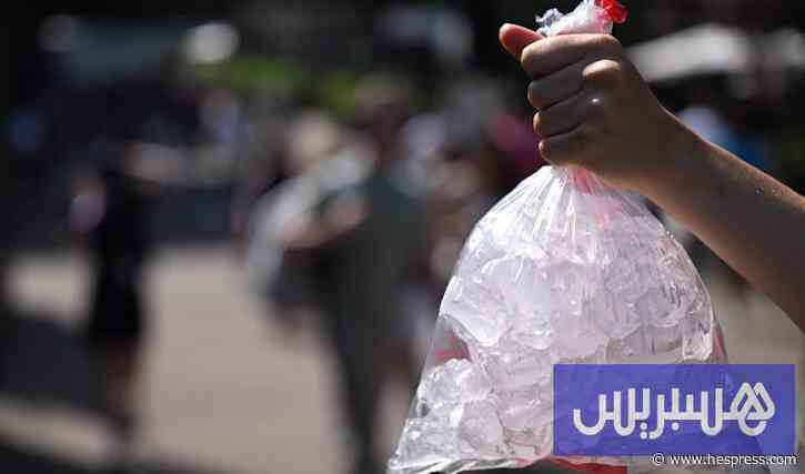 ثلج المشروبات يثير مخاوف صحية .. ومهنيون مغاربة يستبعدون التلوث