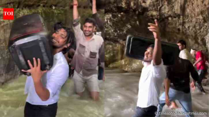 Tourists Slammed For Boombox: Men dance with loud speaker in Robber’s Cave; online debate over civic sense