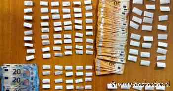 Agenten ruiken hennep rond automobilist, in zijn slaapkamer wacht de echte vondst