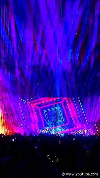 i dont think Eric Prydz even plays this track
