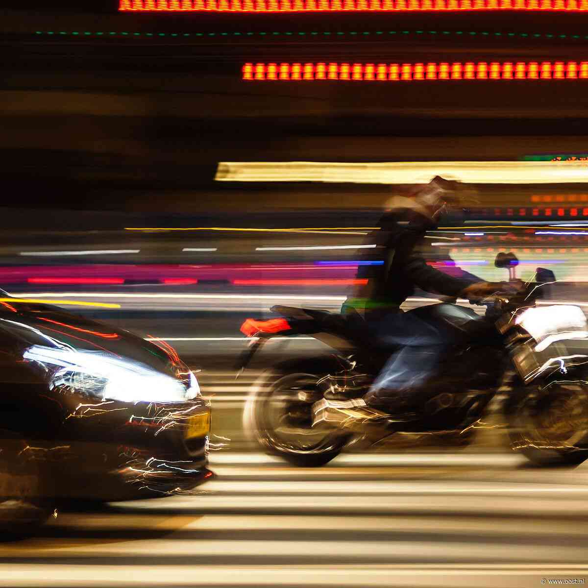 Jonge motorrijder rijdt 100 kilometer per uur te hard en is rijbewijs kwijt