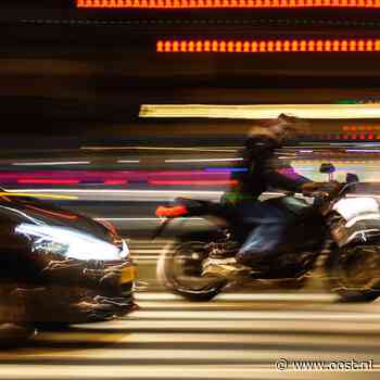 Jonge motorrijder rijdt 100 kilometer per uur te hard en is rijbewijs kwijt