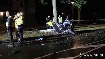 Dode en twee zwaargewonden bij ongeluk Rotterdam, auto in tweeën gebroken