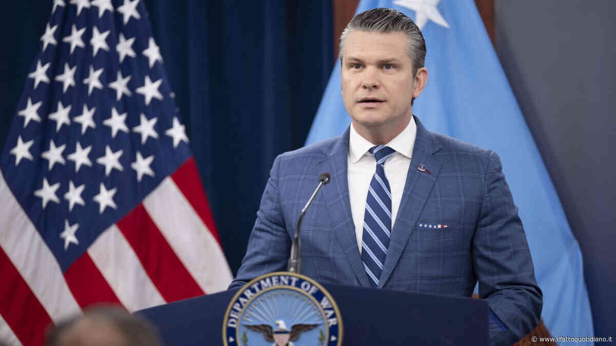 Il capo del Pentagono Pete Hegseth se la prende con le persone trans: “Non addestriamo i ‘trannies'”
