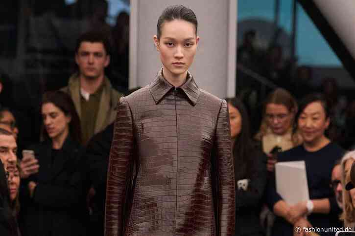 Karo, Kroko, Kragen: Das sind die Trends in der Damenmode
