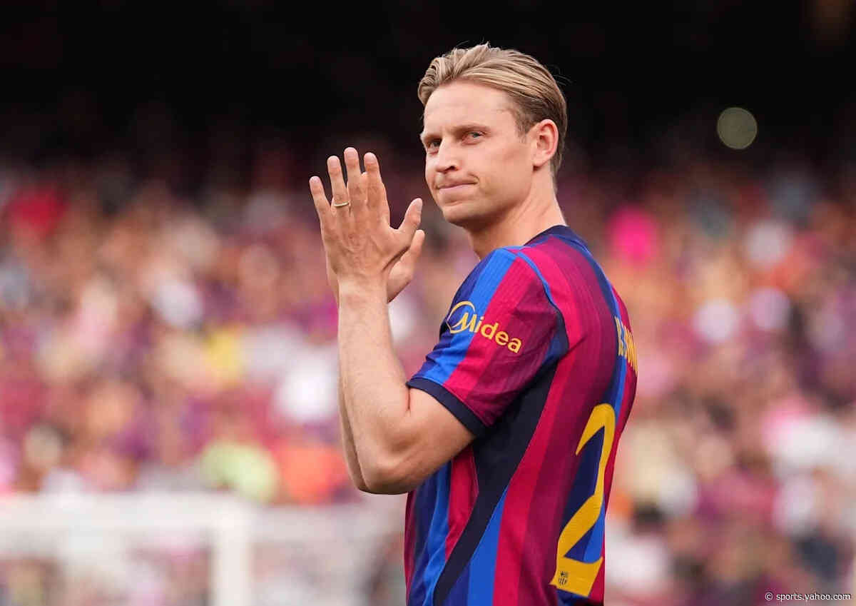 Barcelona midfielder could receive late transfer offer as role shrinks; Juventus among clubs interested
