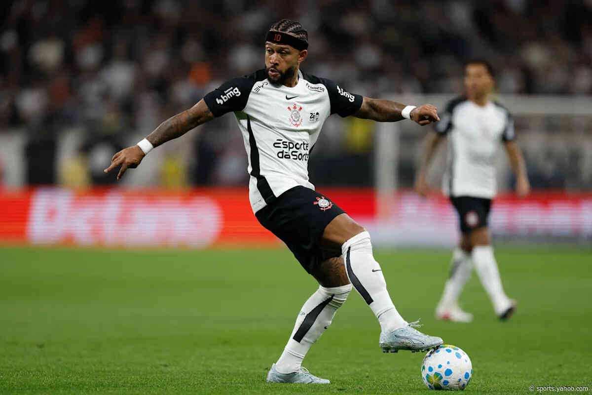 Memphis Depay: champion still hungry for more at Corinthians