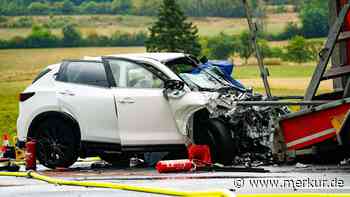 Zwei Tote bei Frontalcrash in Hessen: Acht Jugendliche im Auto, keiner hatte Führerschein