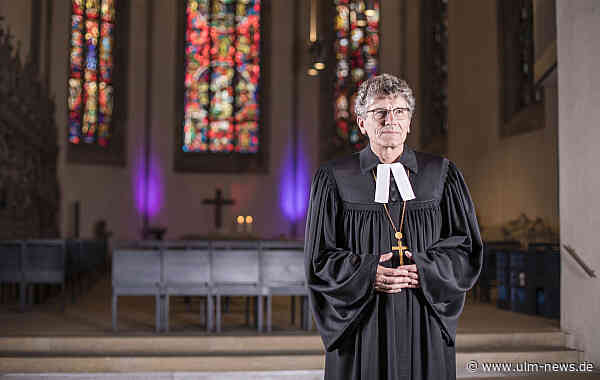 Nicht der große Batzen, aber auch fürs Ulmer Münster gibt's Fördergelder - für Landesbischof Gohl besonders wichtig: Kirchenstiftung unterstützt Ebola-Hilfe