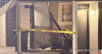 Driver crashes into Raleigh Days Inn motel; DWI expected police say