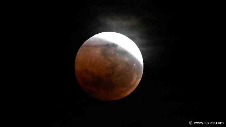 A 96% partial lunar eclipse is just 1 week away: Here's what you need to know