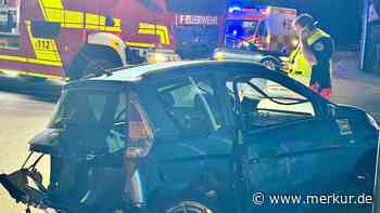 Microcar stößt mit Auto zusammen – Vier junge Menschen verletzt