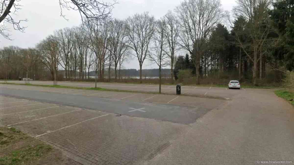 Vrouw die wekenlang in auto woont aangehouden vanwege openstaande celstraf