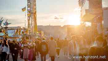 Deutsche Romantic Comedy: Netflix sucht bis zu 4.000 Komparsen für Wiesn-Dreh
