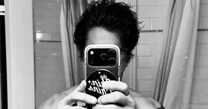 Hollywood icon’s nude selfie aged 63 has left everyone speechless