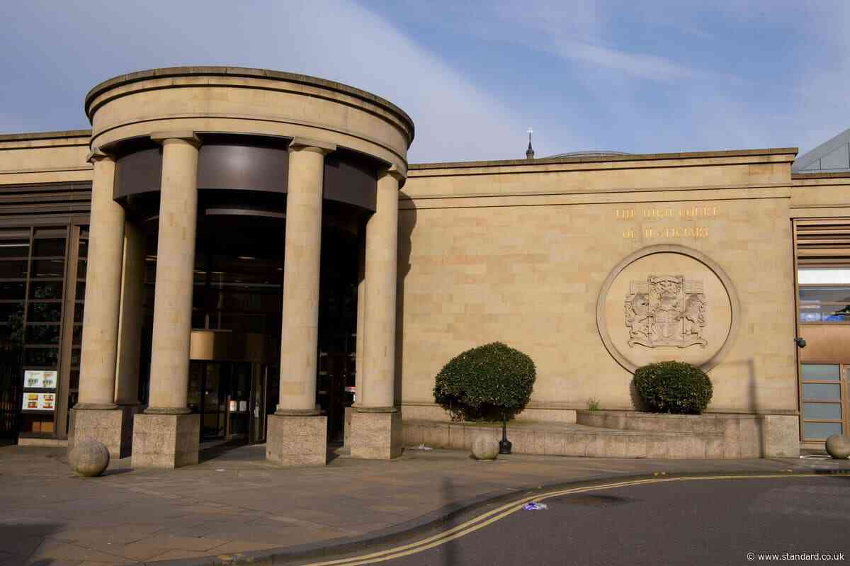 Graeme Dott ‘knew what he wanted me to do’, alleged abuse victim tells court