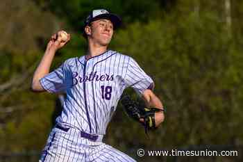 6 members of the Christian Brothers Academy baseball team make college choices