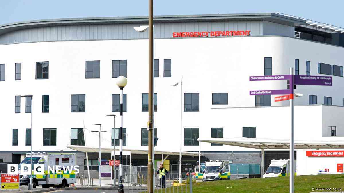 Water leak temporarily closes hospital heart clinics