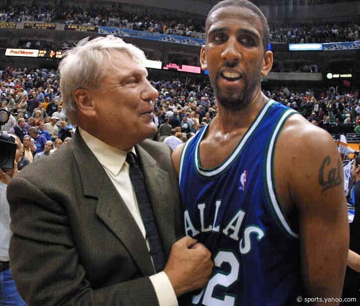 Throwback Thursday – Playoff hero Calvin Booth – May 3rd 2001