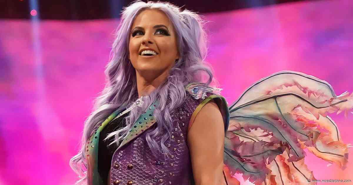 Candice LeRae ‘Deserves So Much More of a Spotlight,’ Says WWE Hall of Famers