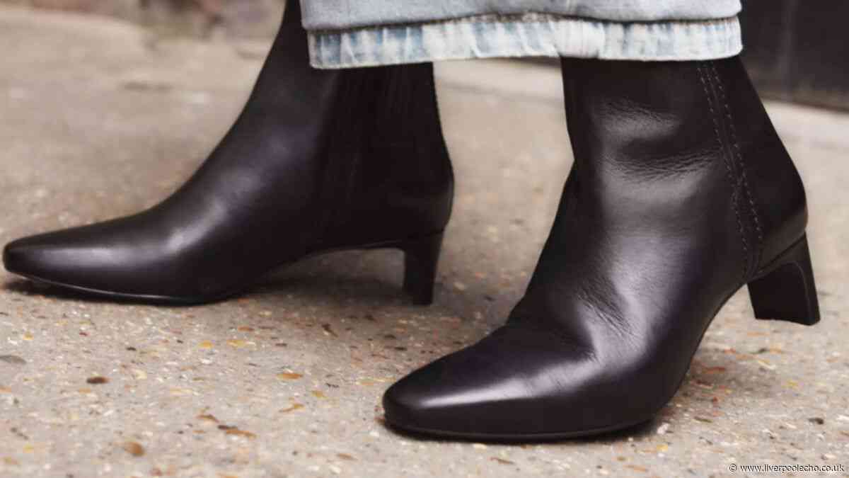 'Premium leather' £85 Clarks boots 'perfect for work' now £40