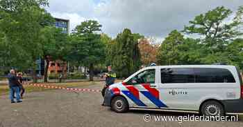 Raadsels rond groot politieonderzoek in Kronenburgerpark, gebied is urenlang afgezet