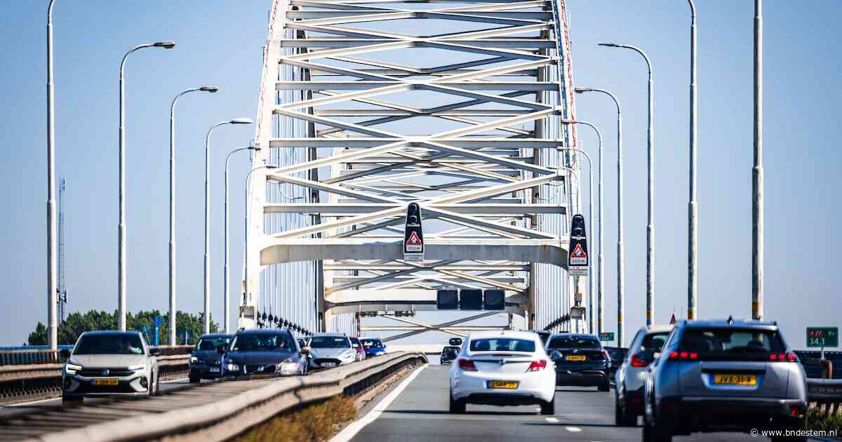 Rijkswaterstaat wist in 2020 al dat Merwedebrug verzwakt was, blijkt uit vertrouwelijk document