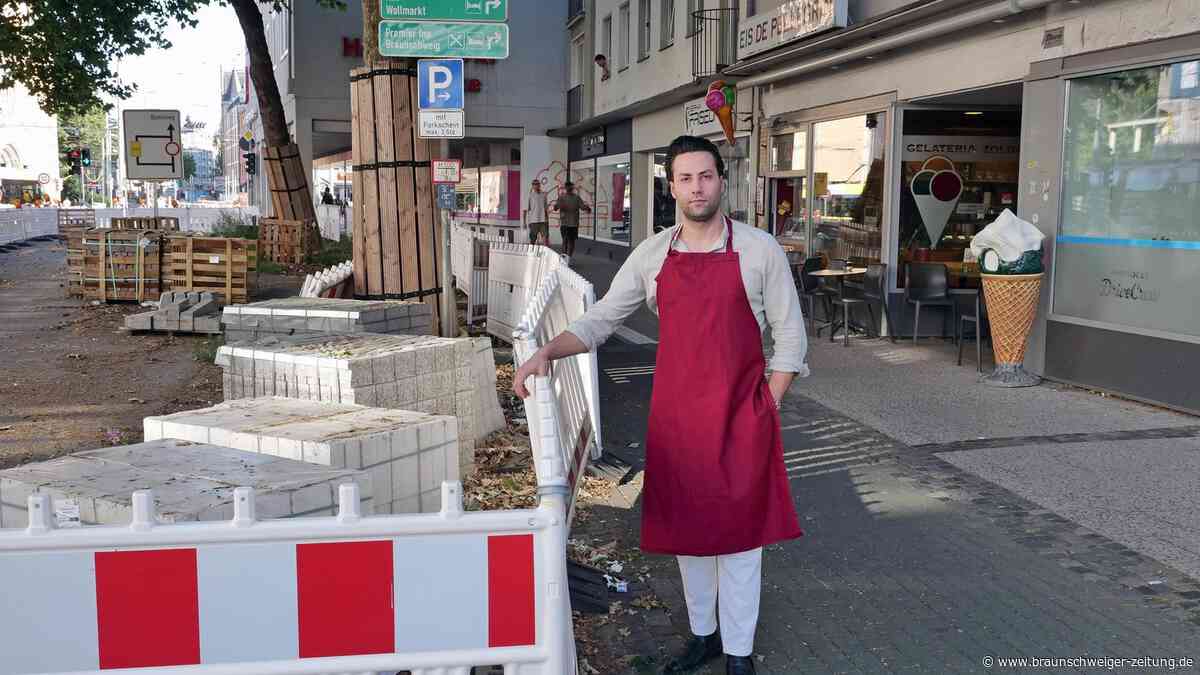 „Baustelle bricht uns das Genick“: Eiscafé am Braunschweiger Hagenmarkt gibt auf