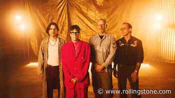 Weezer’s 20th Album Is Good as Gold