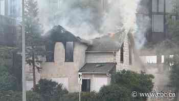 Boarded-up house in central Winnipeg to be demolished after 2nd blaze