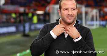 Van der Vaart benoemt 'hele rare constructie' bij Ajax: 'Voor alle partijen goed als hij gaat'