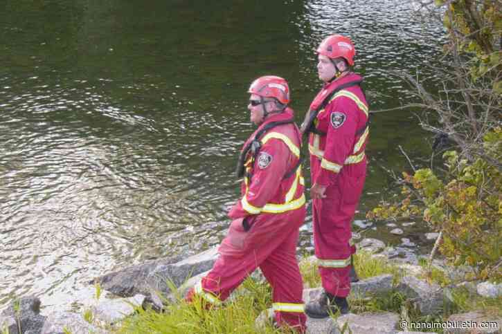 Tubers rescued on Courtenay’s Puntledge River