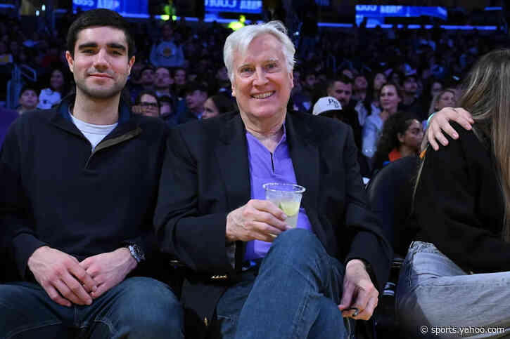 The Lakers got out of the Mark Walter business right on time