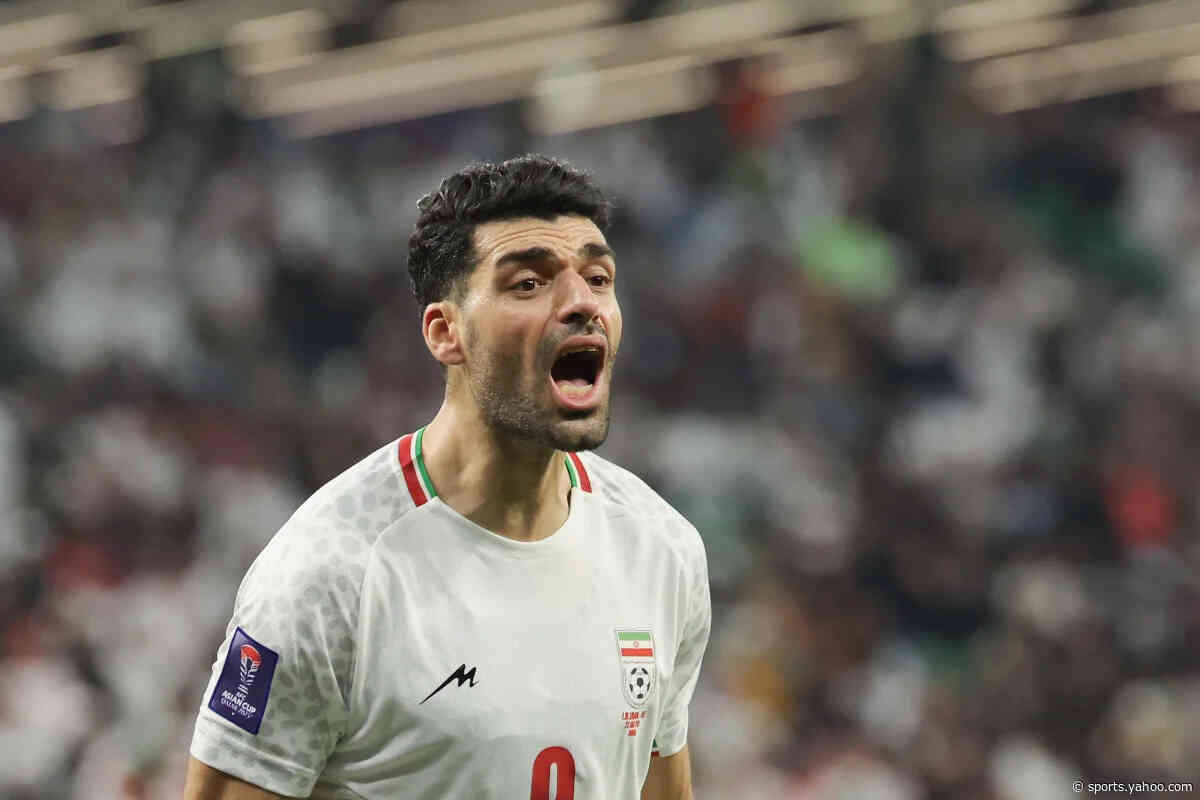 Genoa weigh move for ex-Inter striker Taremi