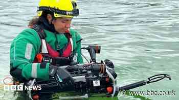 London paramedics 'first' to use underwater drones