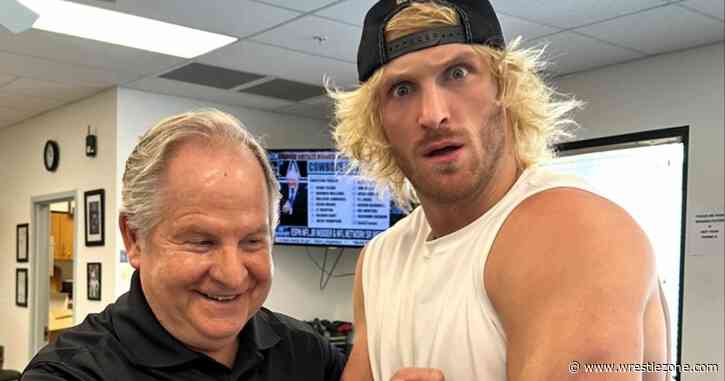 WWE’s Logan Paul ‘Looking Great’ in Latest Injury Update After Surgery