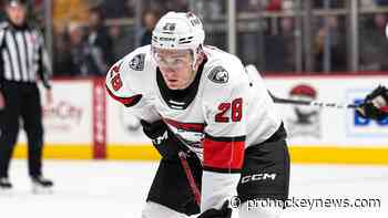 Flyers sign forward Foote