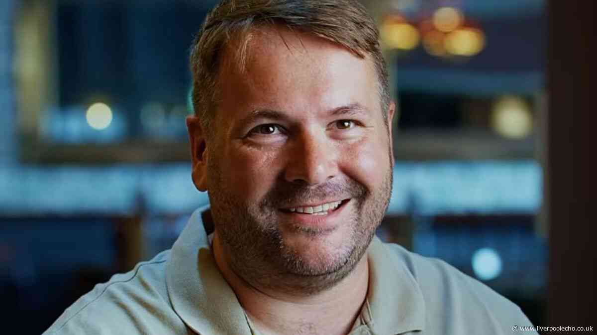 He started as a glass collector at 15 - now he's the pub's first independent owner