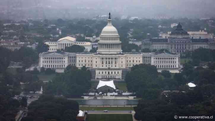 FBI detuvo a una mujer por planear un ataque con una bomba en el Capitolio de Nueva York