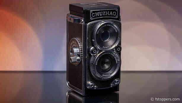 Fstoppers Reviews the Chuzhao Mini TLR Retro Camera: OK, This One’s Actually Fun