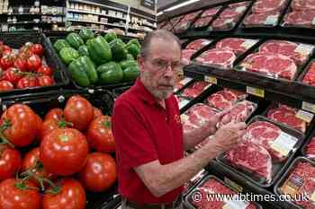 Is Your Supermarket Food Safe? 'Rubbery' Fruit and Bizarre Jelly Juice Spark Terror in Viral Videos