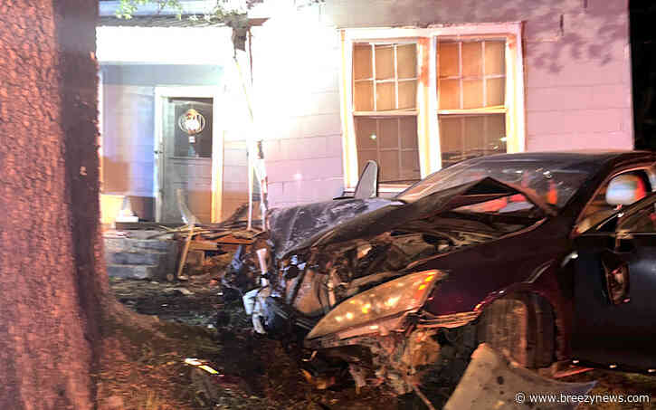 Fleeing Vehicle Crashes Into House in Kosciusko Wednesday Evening